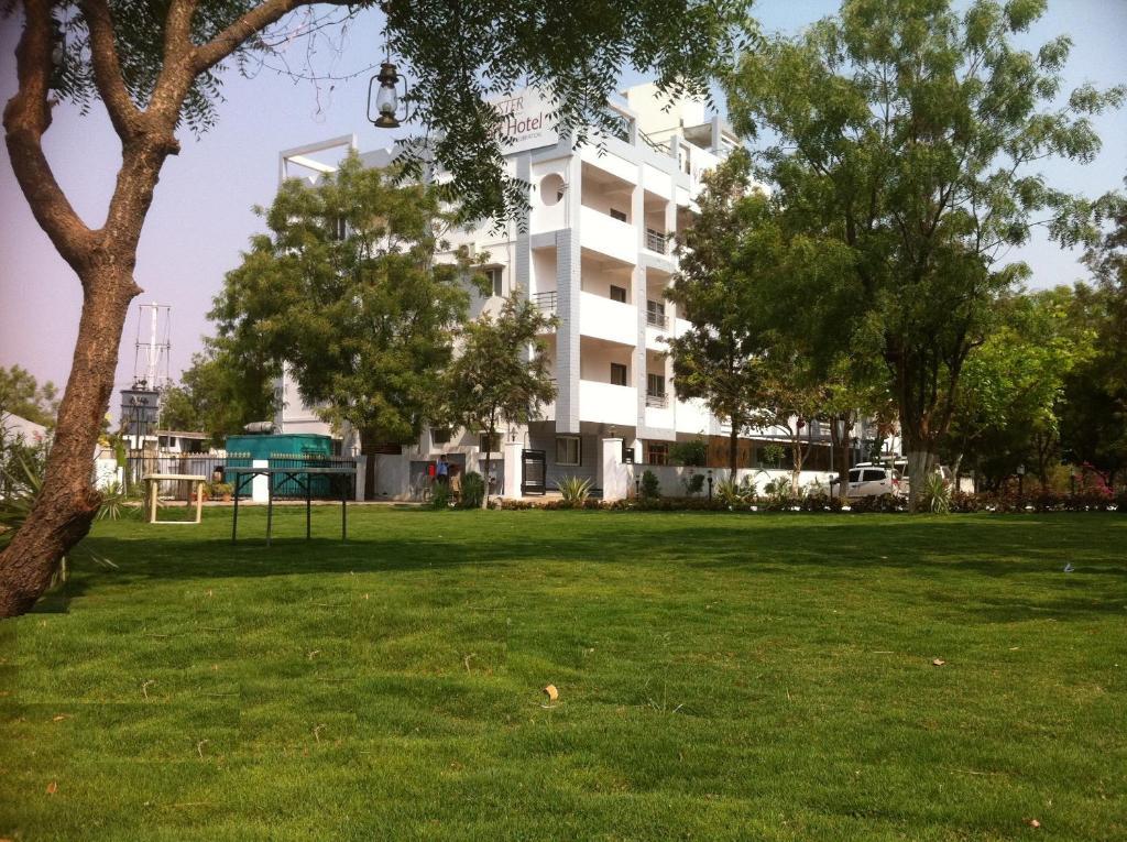 Oyster Airport Hotel Hajdarábád Pokoj fotografie